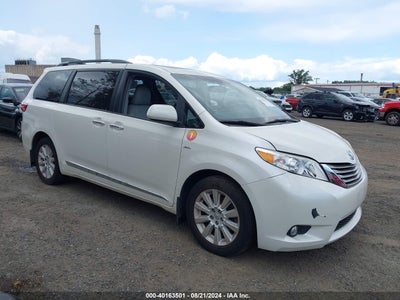 TOYOTA SIENNA 2016