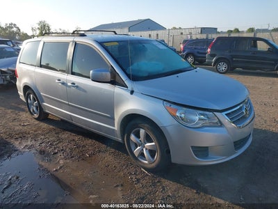 VOLKSWAGEN ROUTAN 2011