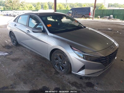 HYUNDAI ELANTRA 2022