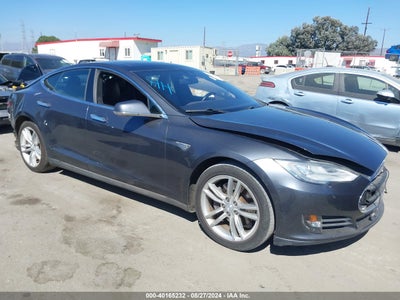 TESLA MODEL S 2014