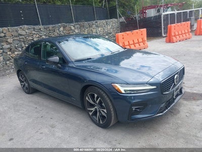 VOLVO S60 2024