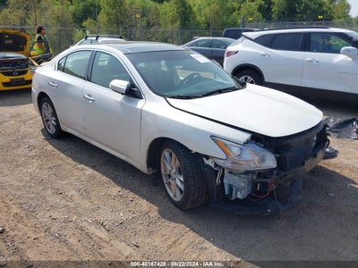NISSAN MAXIMA 2011