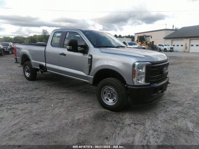 FORD F-250 2024
