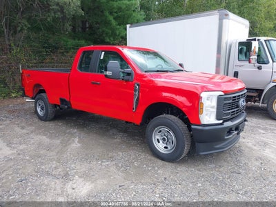 FORD F-250 2024