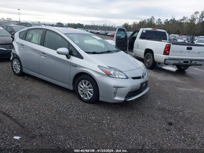 TOYOTA PRIUS PLUG-IN 2014