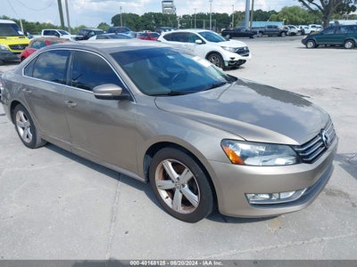 VOLKSWAGEN PASSAT 2015
