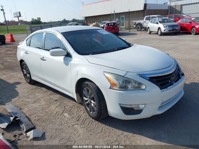 NISSAN ALTIMA 2015
