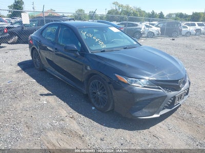 TOYOTA CAMRY 2020