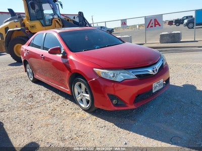 TOYOTA CAMRY 2014