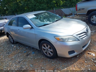 TOYOTA CAMRY 2011