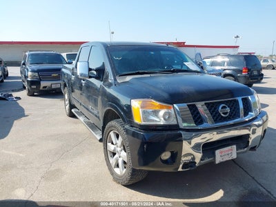 NISSAN TITAN 2010