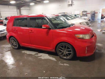 SCION SCION XB 2014