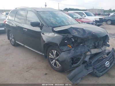 NISSAN PATHFINDER 2017