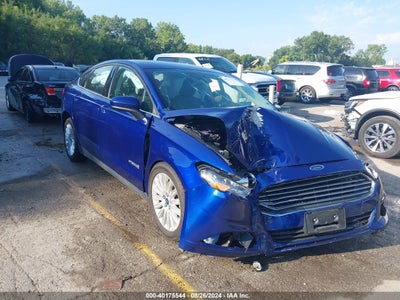 FORD FUSION HYBRID 2015