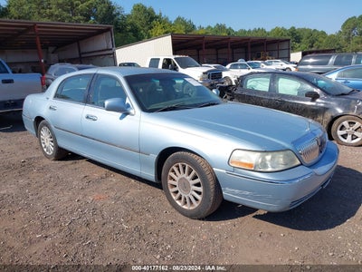 LINCOLN TOWN CAR 2005