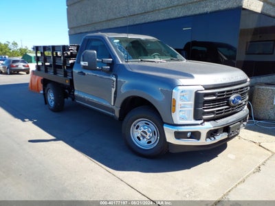 FORD F-250 2024