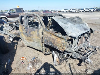 TOYOTA TACOMA 2018