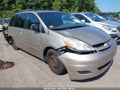 TOYOTA SIENNA 2009