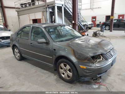 VOLKSWAGEN JETTA 2005