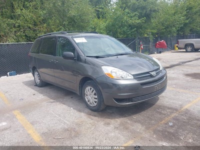 TOYOTA SIENNA 2004