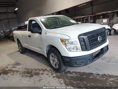 NISSAN TITAN 2017