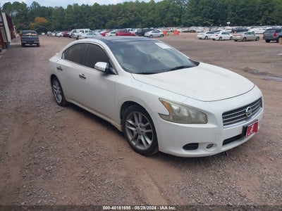 NISSAN MAXIMA 2010