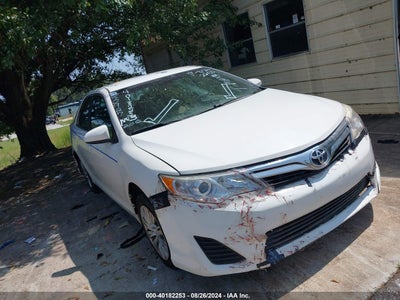 TOYOTA CAMRY 2012