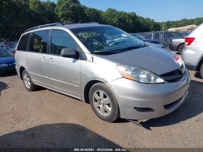 TOYOTA SIENNA 2009