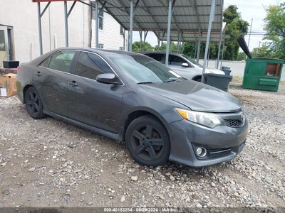 TOYOTA CAMRY 2014