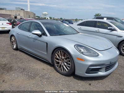 PORSCHE PANAMERA 2018