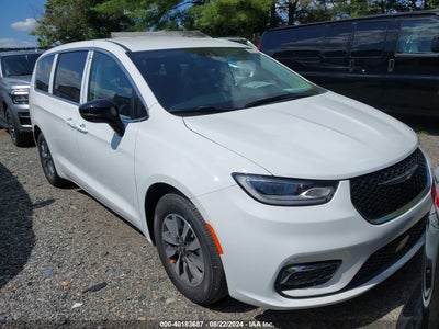 CHRYSLER PACIFICA HYBRID 2024