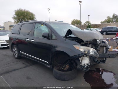 TOYOTA SIENNA 2013