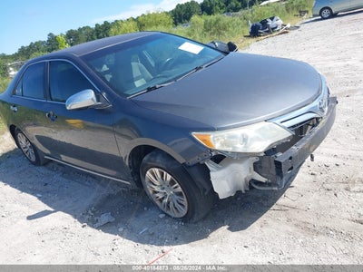 TOYOTA CAMRY 2012