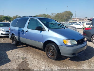 TOYOTA SIENNA 2002