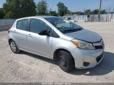 TOYOTA YARIS 2012