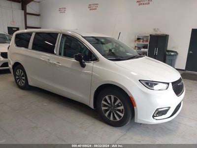CHRYSLER PACIFICA HYBRID 2024