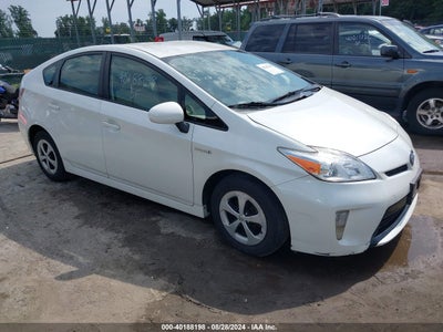 TOYOTA PRIUS 2015