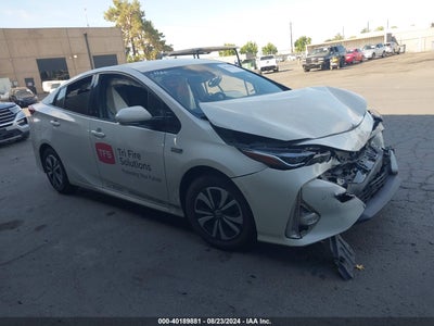 TOYOTA PRIUS PRIME 2017