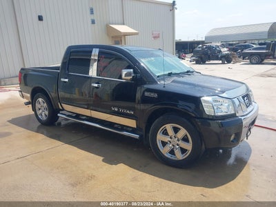 NISSAN TITAN 2010