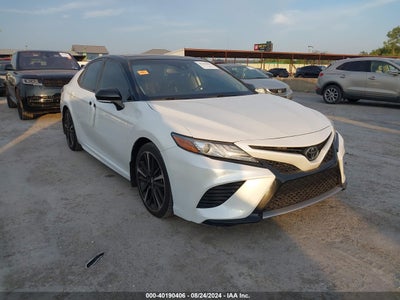 TOYOTA CAMRY 2019