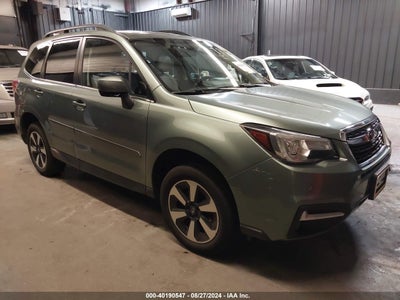 SUBARU FORESTER 2018