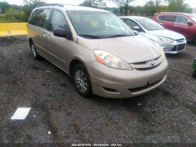 TOYOTA SIENNA 2008