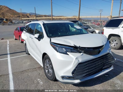 TOYOTA SIENNA 2022