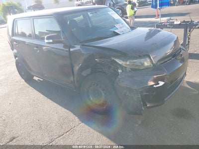 SCION SCION XB 2014