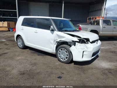 SCION SCION XB 2012