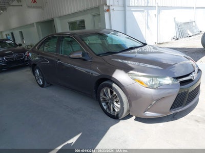 TOYOTA CAMRY 2016