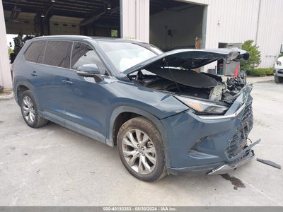 TOYOTA GRAND HIGHLANDER 2024