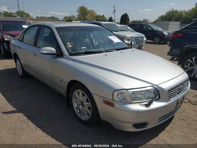 VOLVO S80 2004