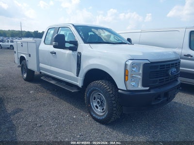 FORD F-250 2024