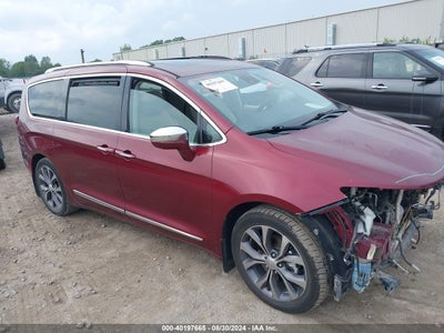 CHRYSLER PACIFICA 2018